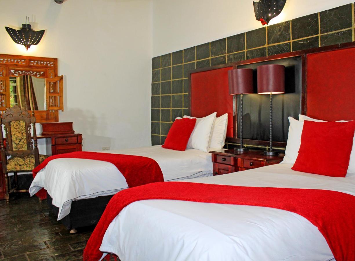 Kedar Heritage Lodge, Conference Centre & Spa Phokeng Buitenkant foto