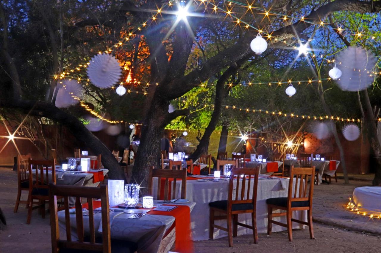 Kedar Heritage Lodge, Conference Centre & Spa Phokeng Buitenkant foto