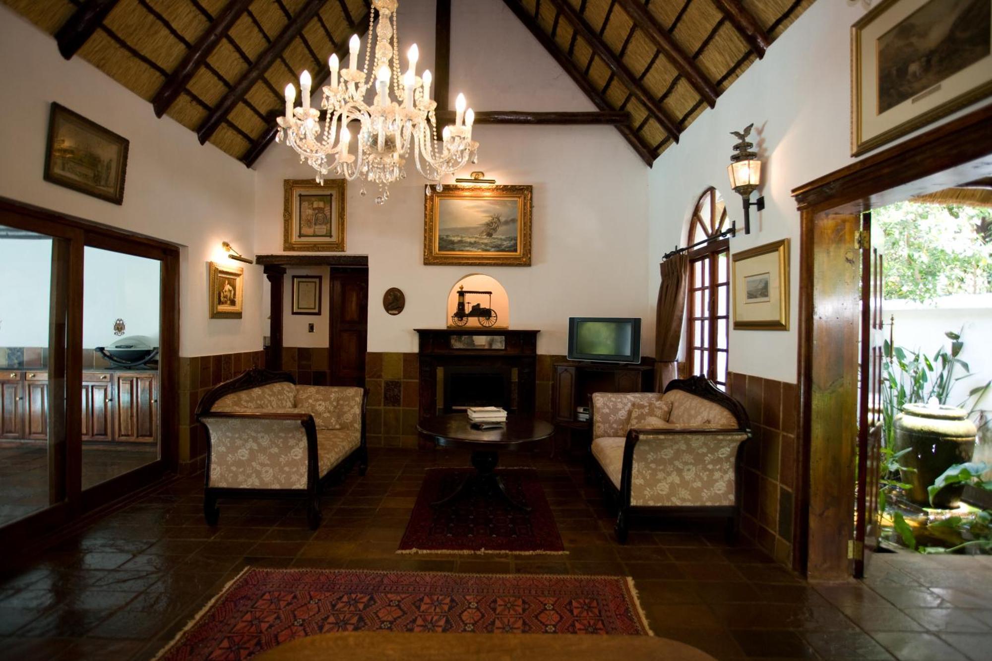 Kedar Heritage Lodge, Conference Centre & Spa Phokeng Buitenkant foto