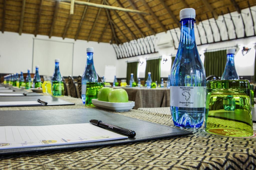 Kedar Heritage Lodge, Conference Centre & Spa Phokeng Buitenkant foto