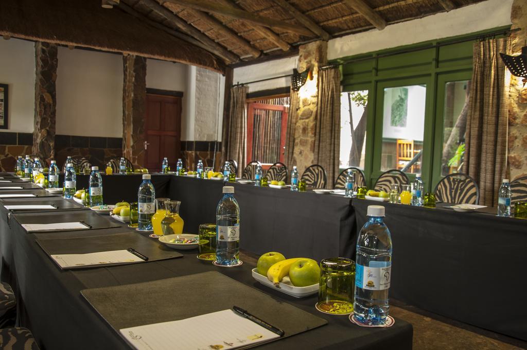 Kedar Heritage Lodge, Conference Centre & Spa Phokeng Buitenkant foto