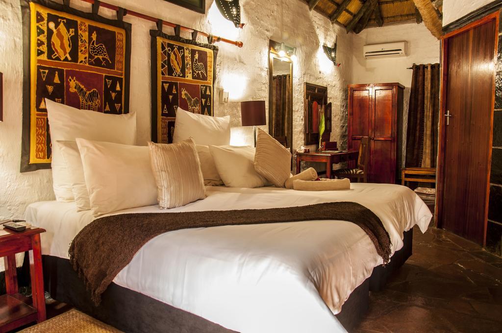 Kedar Heritage Lodge, Conference Centre & Spa Phokeng Buitenkant foto